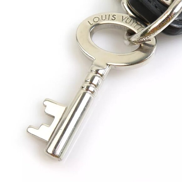 Auth LOUIS VUITTON Charm Key Ring Black/Silver Metal/Leather - Picture 4 of 8
